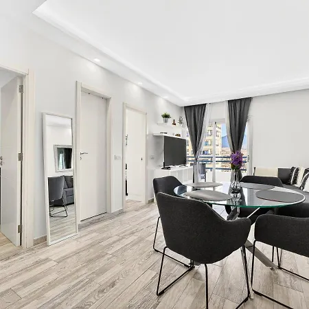 Oceanview Paradise 2br: High-speed Wifi & Office | Walk To & Restaurants *
